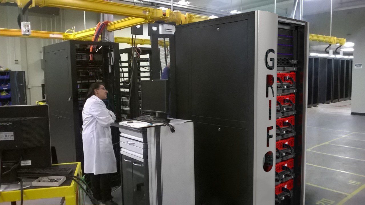 Heterogeneous Computing and AI Integration in Clusters