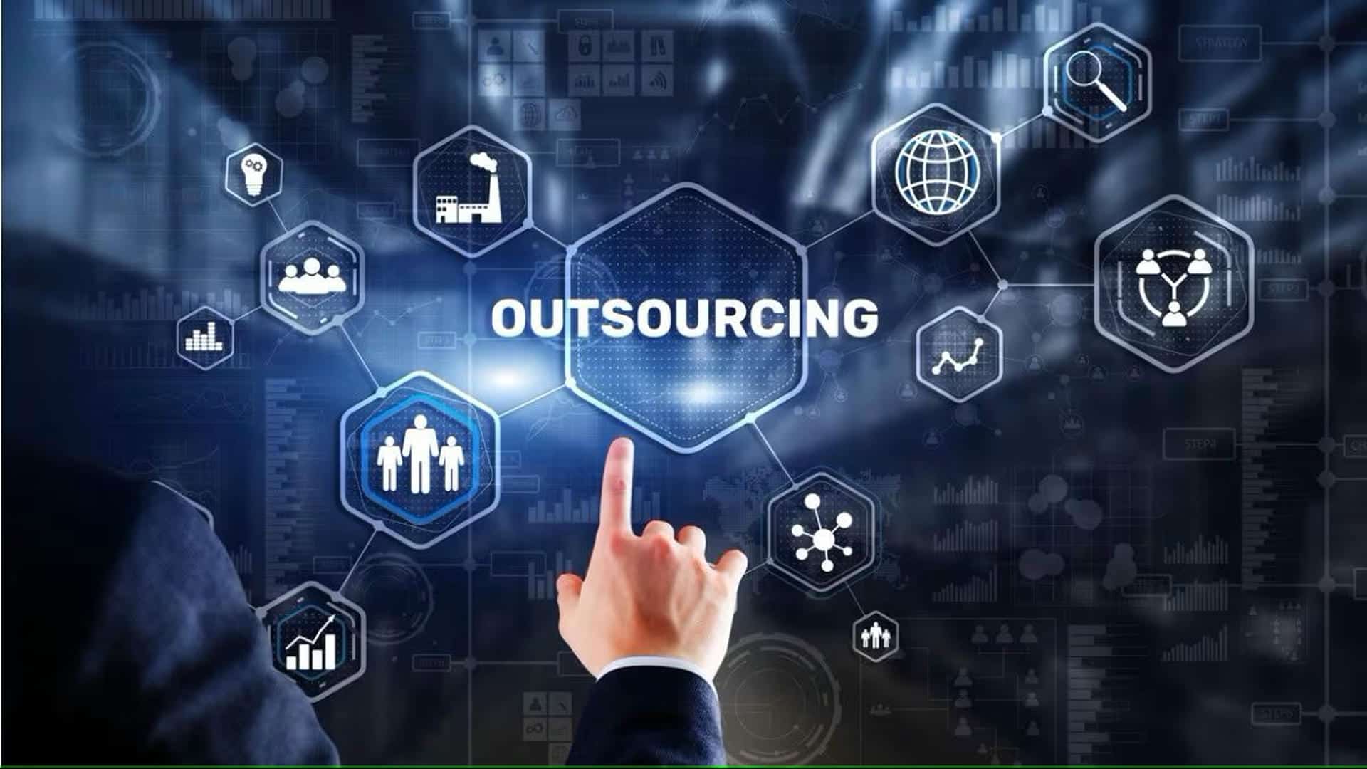 Maximize-Value-with-a-Tailored-Outsourcing-Approach