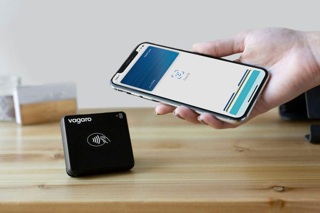 Key Differences Embedded Finance vs Banking as a Service