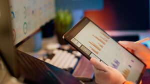 AI ROI Gap: 7 Proven Ways to Turn Pilots Into Profit