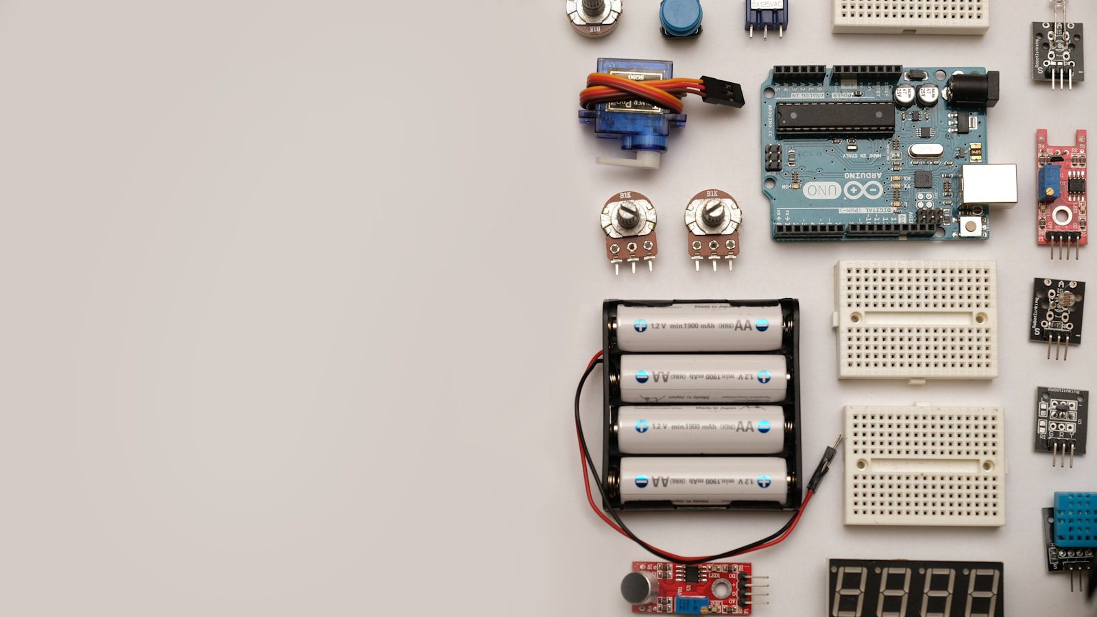 Embedded AI: 7 Powerful Ways It Becomes Invisible 20 electronic components for embedded AI edge devices