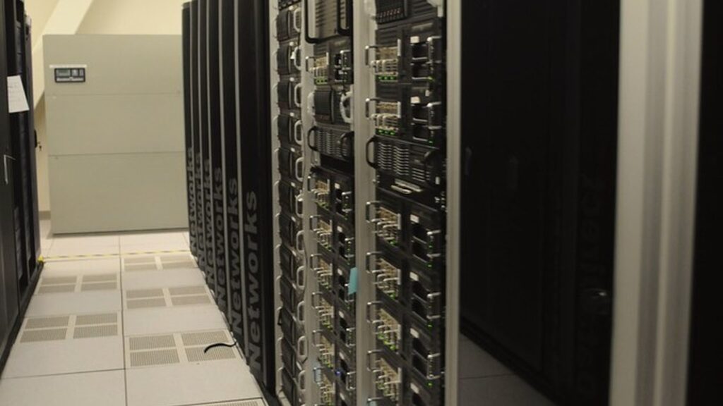 Anywhere Office data centre racks for cloud and application traffic paths