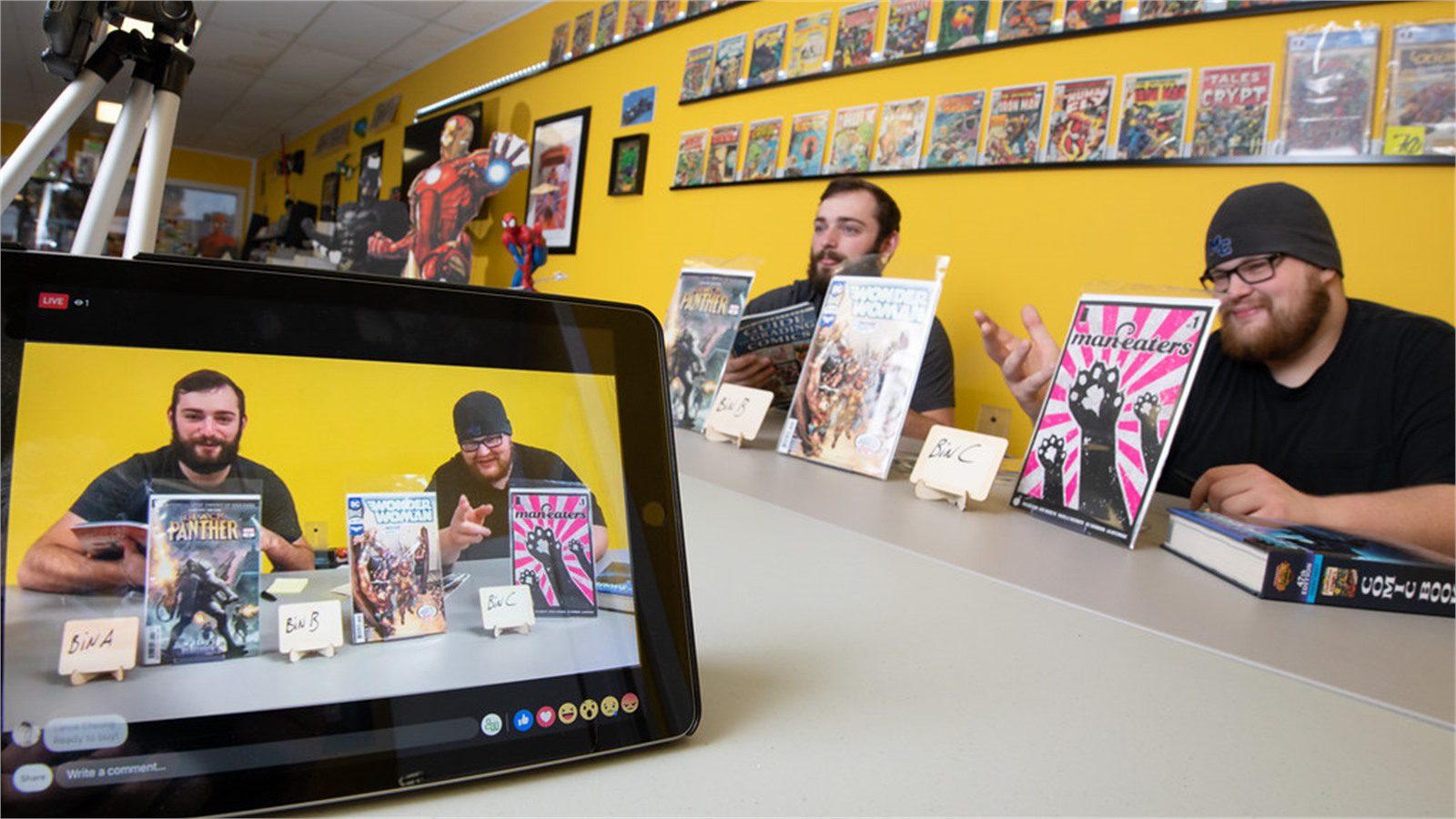 Customer Service Tech Upgrades: 9 Simple Wins 17 tablet live stream and digital message interface representing customer status updates and online service