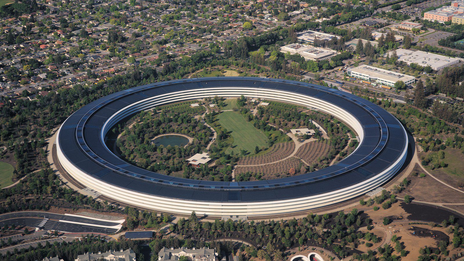 Google Appeals Antitrust Ruling, Says Apple Chose Its Search Engine 'Fair and Square' 9 google search monopoly appeal and platform competition policy