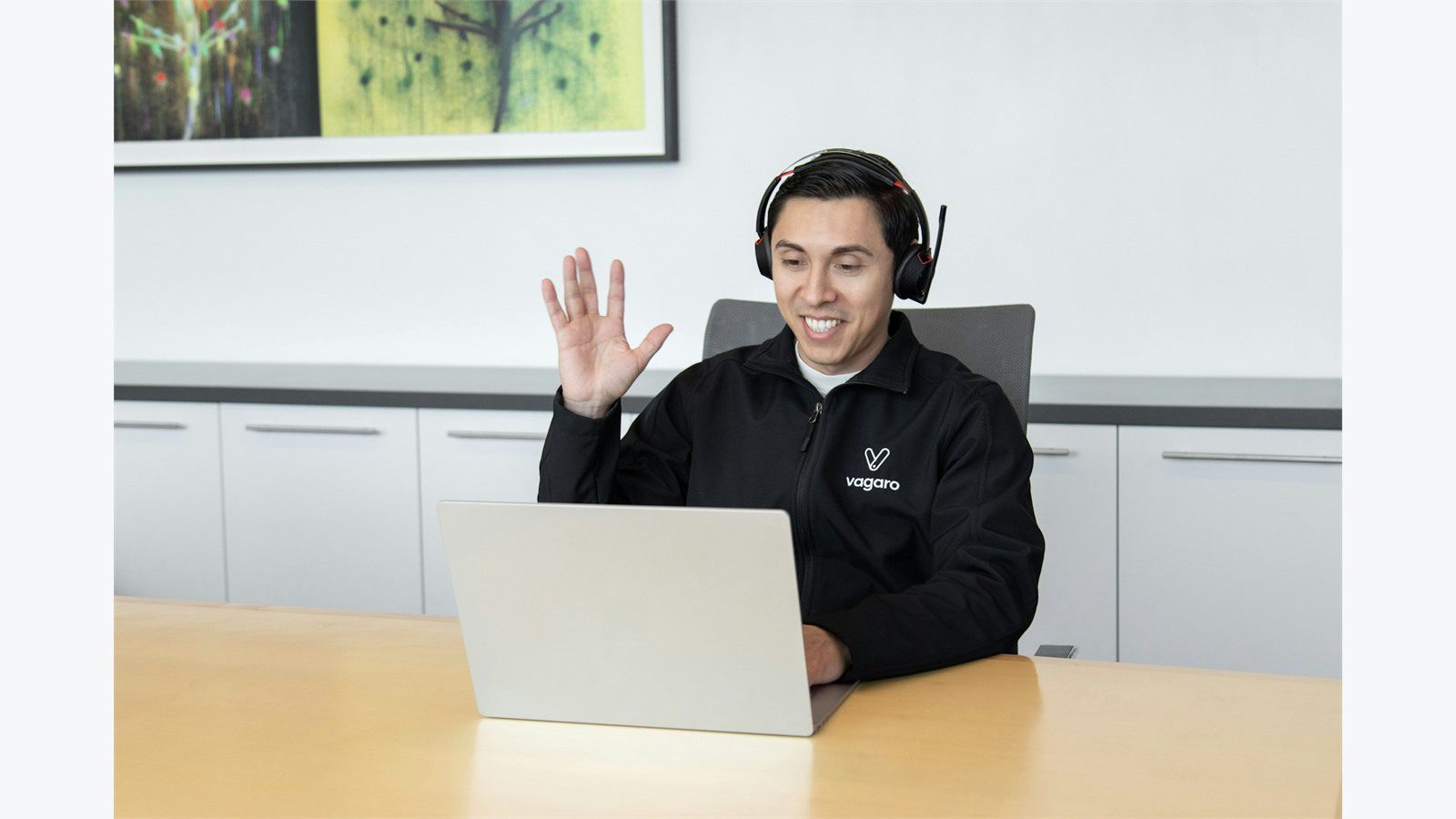 Help Desk Billing Automation: 7 Powerful Steps 18 support agent with headset managing exceptions approvals and disputed billing tickets