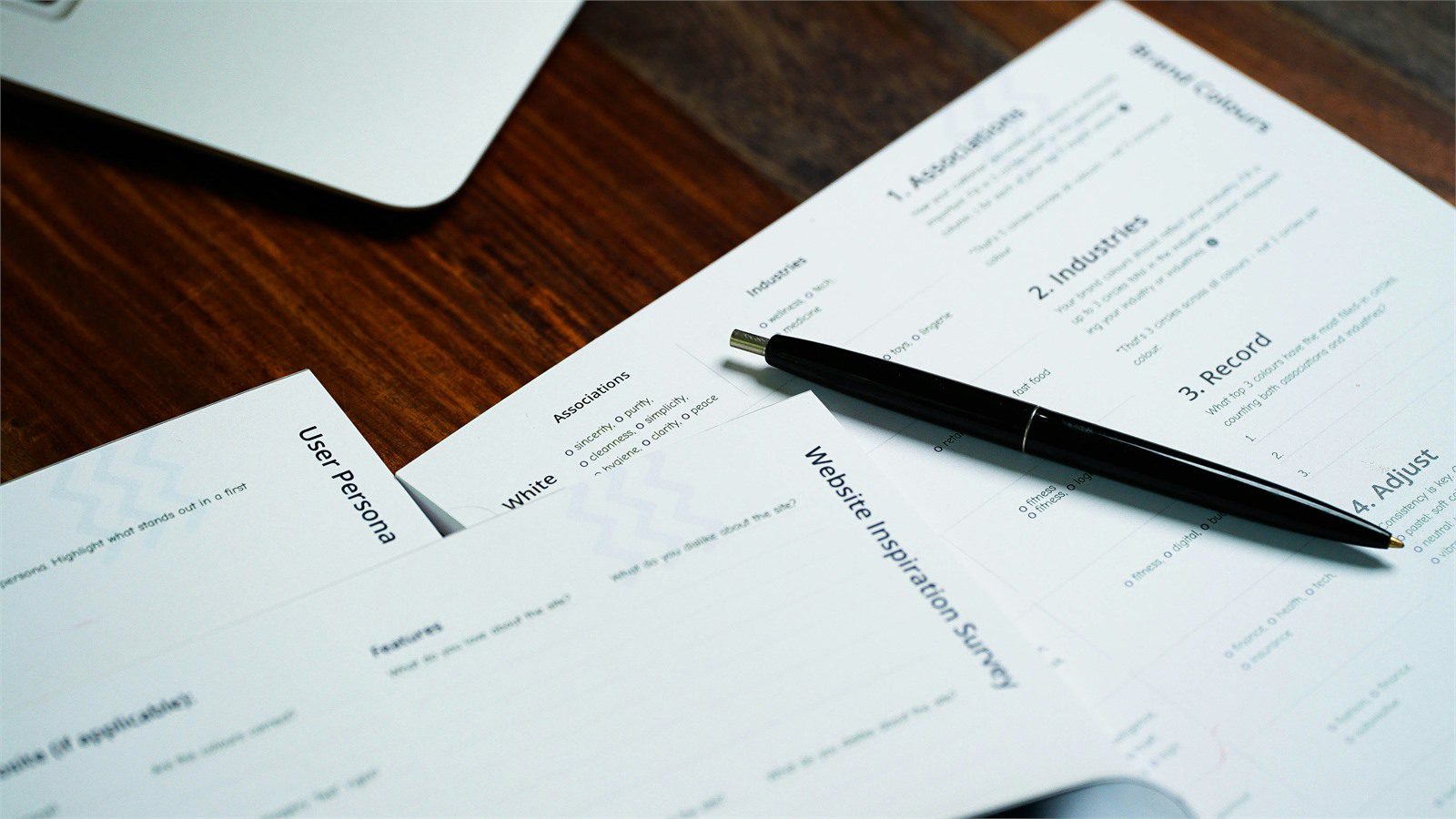 HR and Payroll Automation: 9 Powerful Secure Portal Wins 18 payroll forms and laptop representing benefits compliance data connected through secure portals