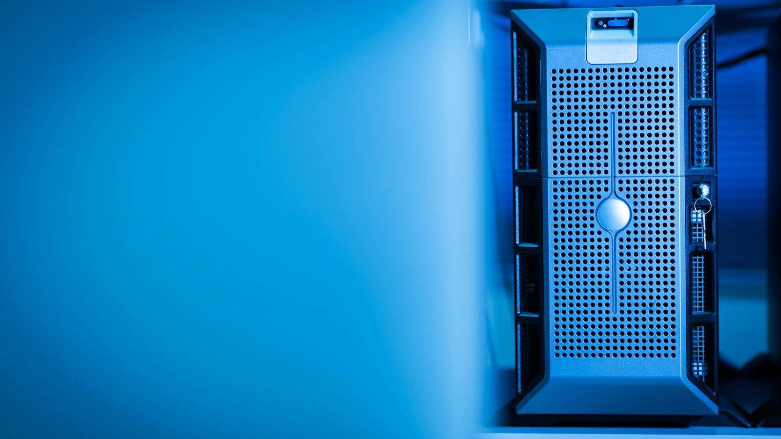 IT Case Studies: Real Problems, Smart Solutions, and Measurable ROI 6 IT case studies: a server room representing the IT solution applied to a problem.