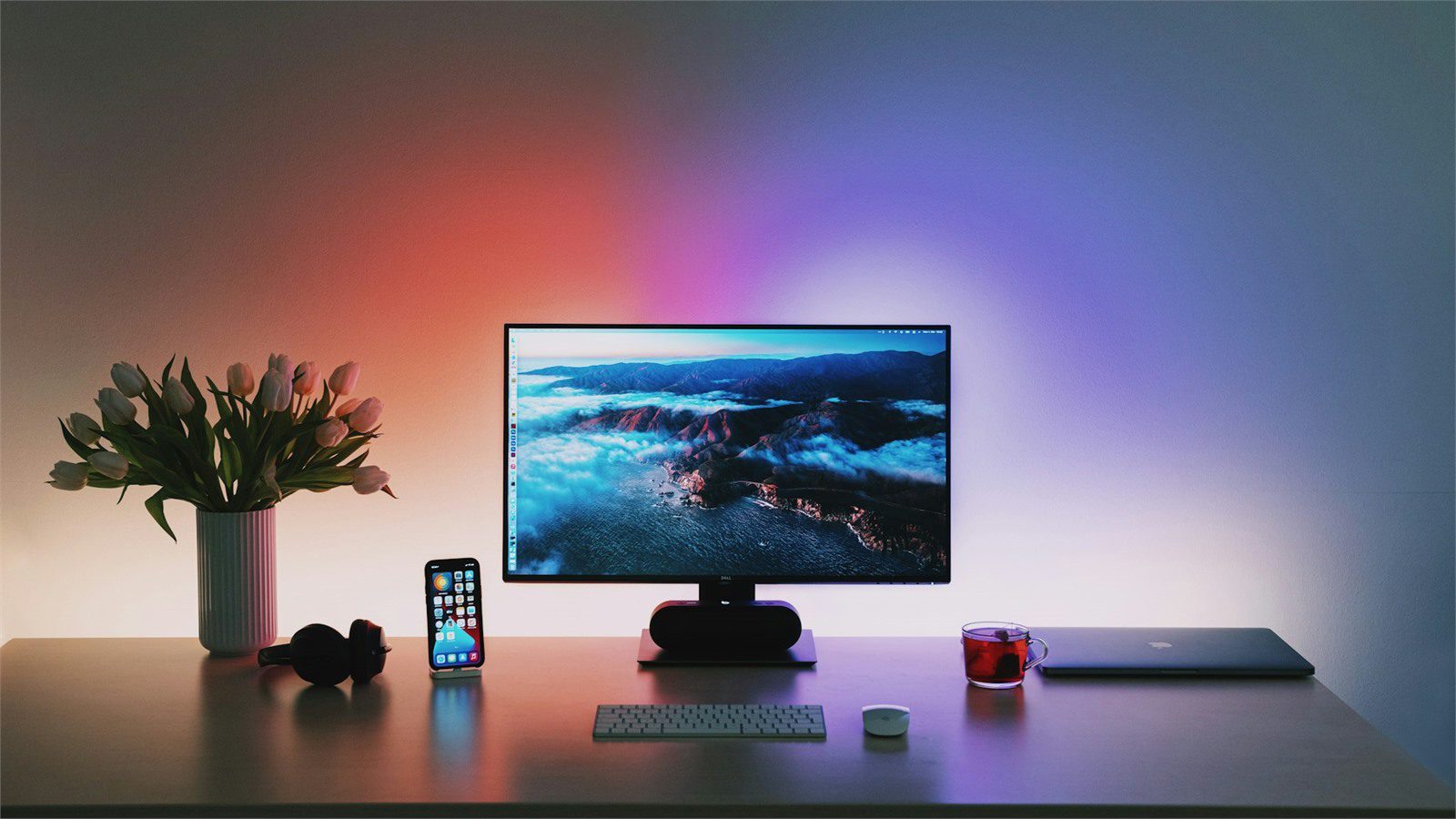 IT Consulting: 7 Proven Ways to Speed Digital ROI 17 technology desk for IT Consulting FAQ about digital transformation ROI