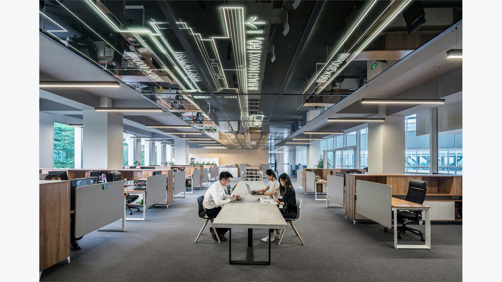 Smart Office Automation: 9 Powerful Energy Wins 13 modern open office workspace showing smart office automation opportunities for energy savings