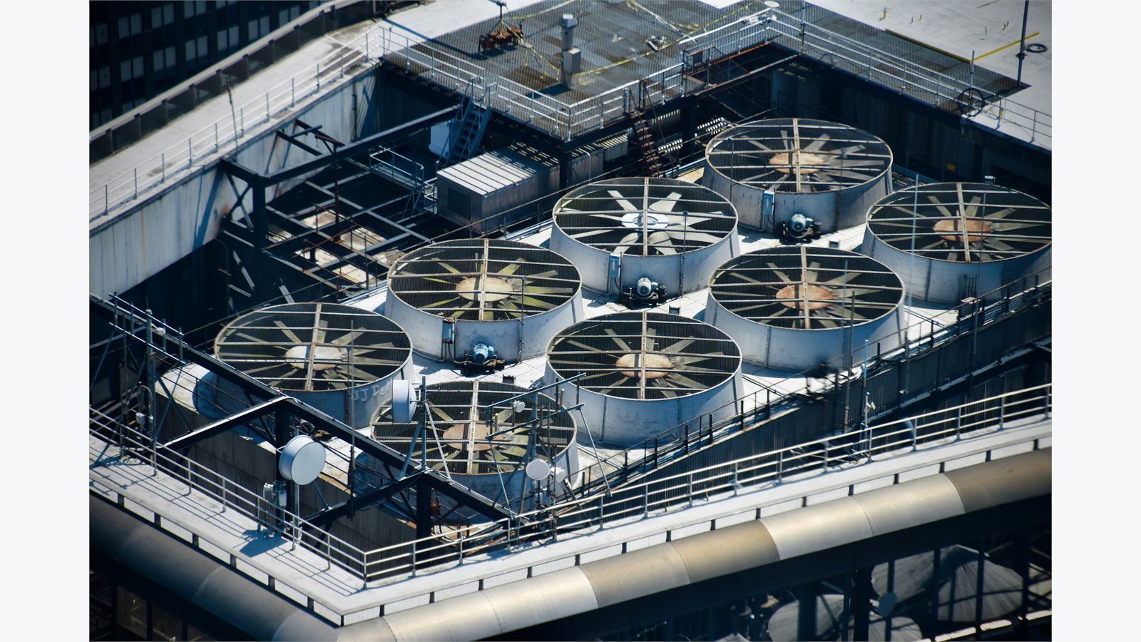 Smart Office Automation: 9 Powerful Energy Wins 16 commercial rooftop HVAC fans for office occupancy and air quality energy optimization
