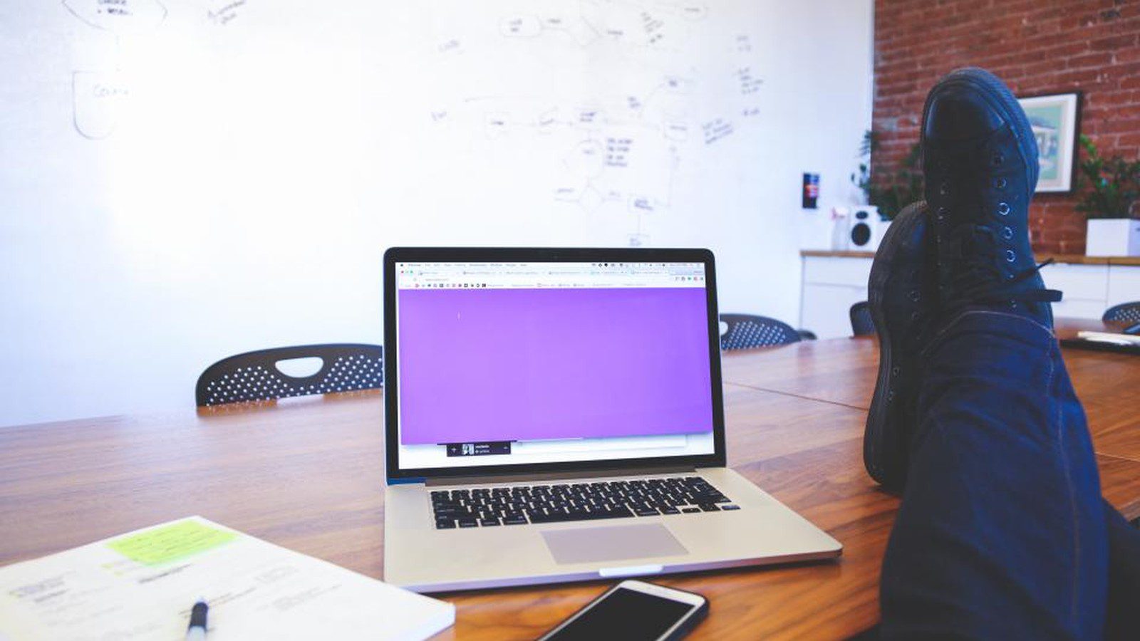 Smart Office Infrastructure: Wi-Fi 7 and IoT for Hybrid Work 8 Smart Office Infrastructure: laptop and mobile devices used by hybrid workers.