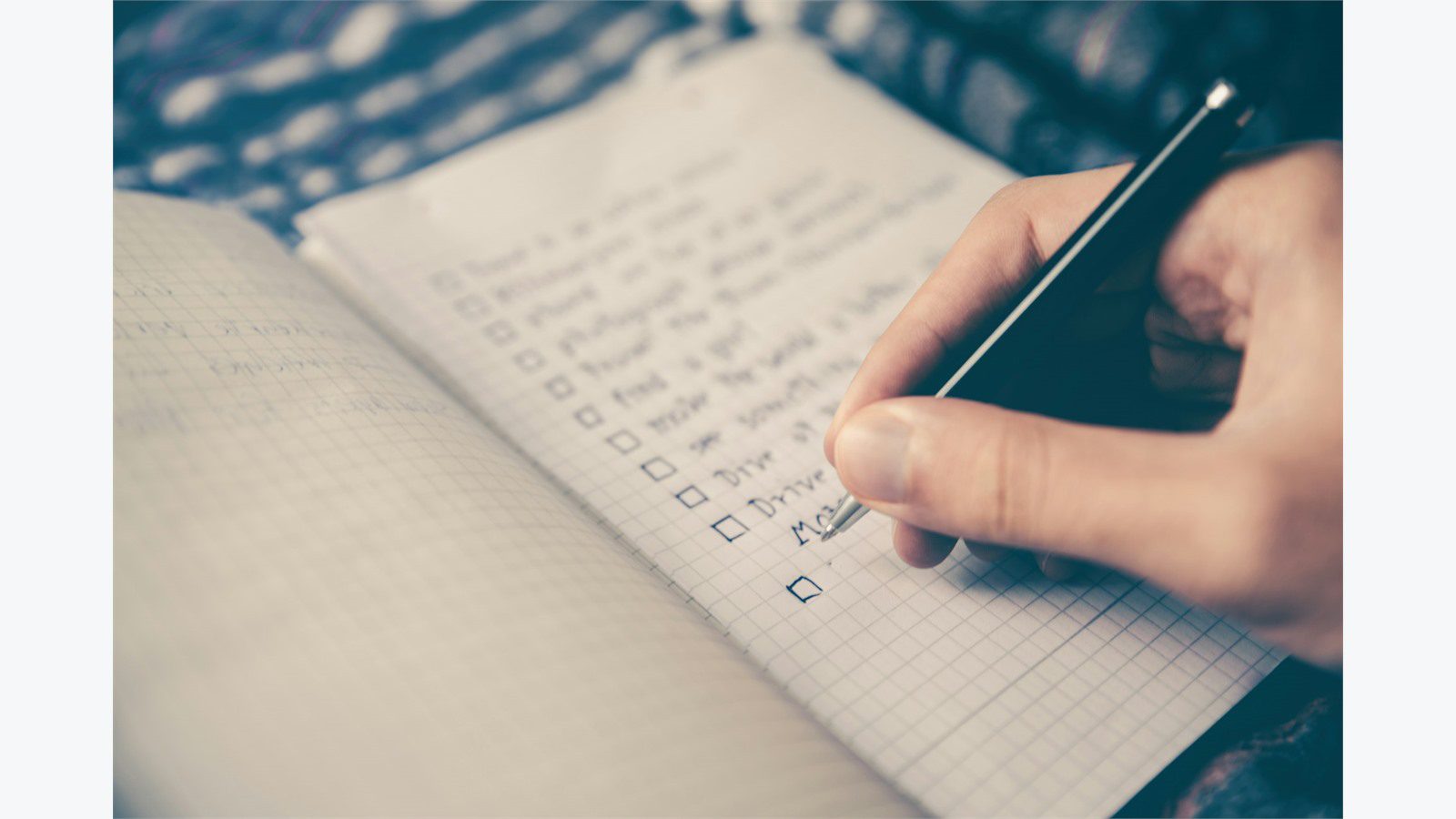 How to Train Your Staff to Detect AI-Powered Phishing Attacks: 8 Proven Steps 17 Employee documenting and reporting a suspected AI-powered phishing contact on a structured checklist