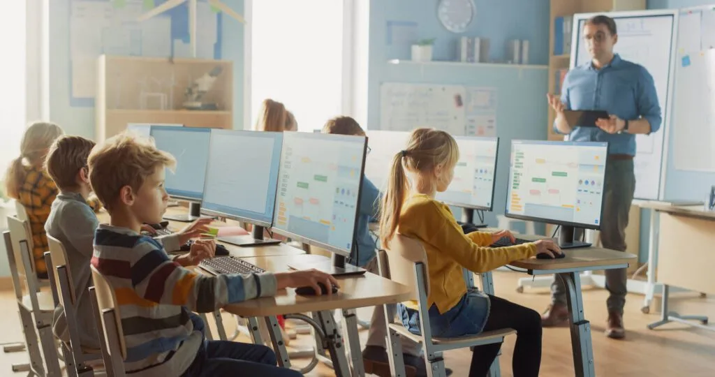 Investigating the Use of IoT for Smart Education Solutions 11 Enhancing Classroom Connectivity
