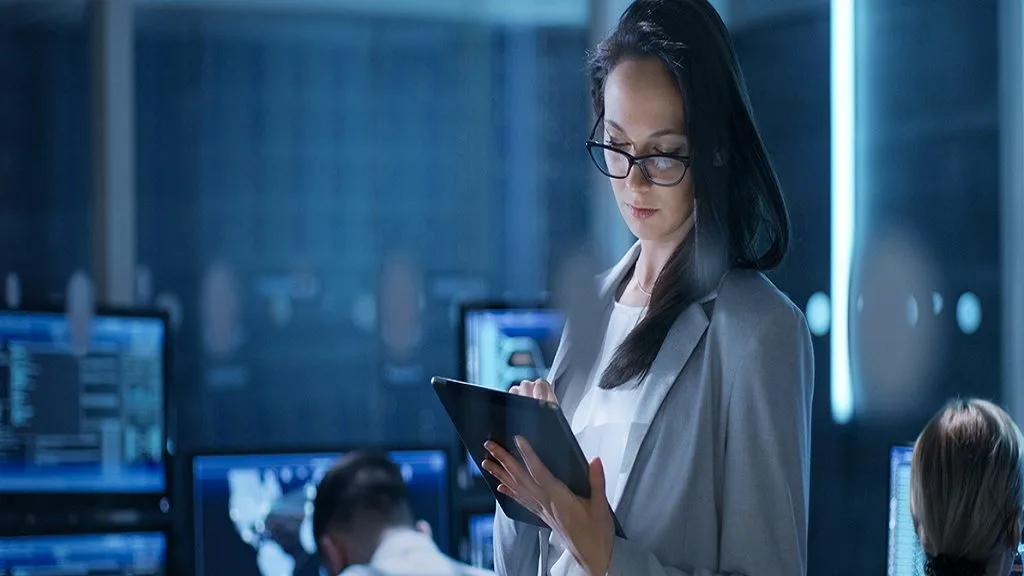 Investigating the Role of Edge Computing in the Internet of Things 9 Enhancing IoT Efficiency with Edge Computing