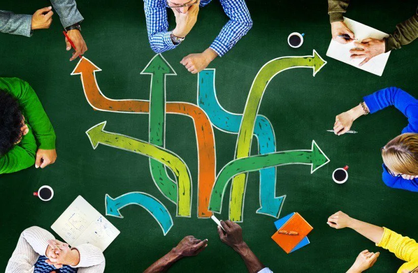 Investigating the Use of IoT for Smart Education Solutions 12 Personalized Learning Paths