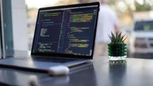 Exploring the benefits of using Reactor in Java applications