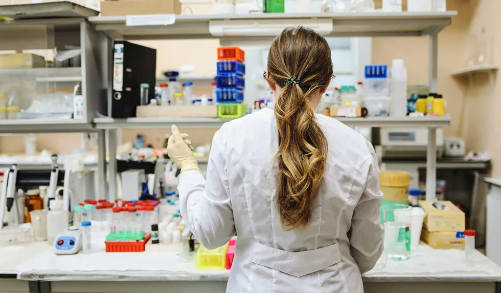 Pharmaceutical Software Development: A Comprehensive Guide 9 What Are Pharmaceutical Applications?