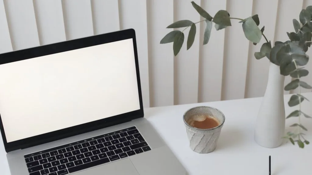 Atomic Bot: 7 Useful Facts About the OpenClaw AI Assistant 23 Atomic Bot 04 seven facts workspace notebook
