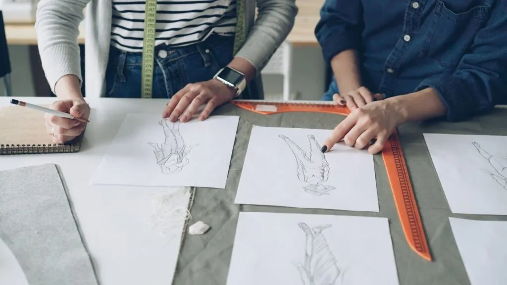 Fashion Diffusion: 7 Practical Things to Know About the AI Fashion Design Platform 9 Fashion Diffusion 01 featured design workflow