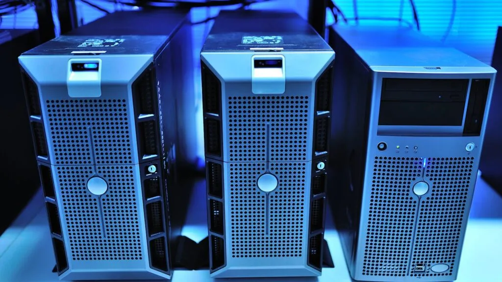 GPUs vs TPUs: 7 Critical Differences for AI Workloads 19 GPUs vs TPUs 08 faq rack mounted servers 16x9