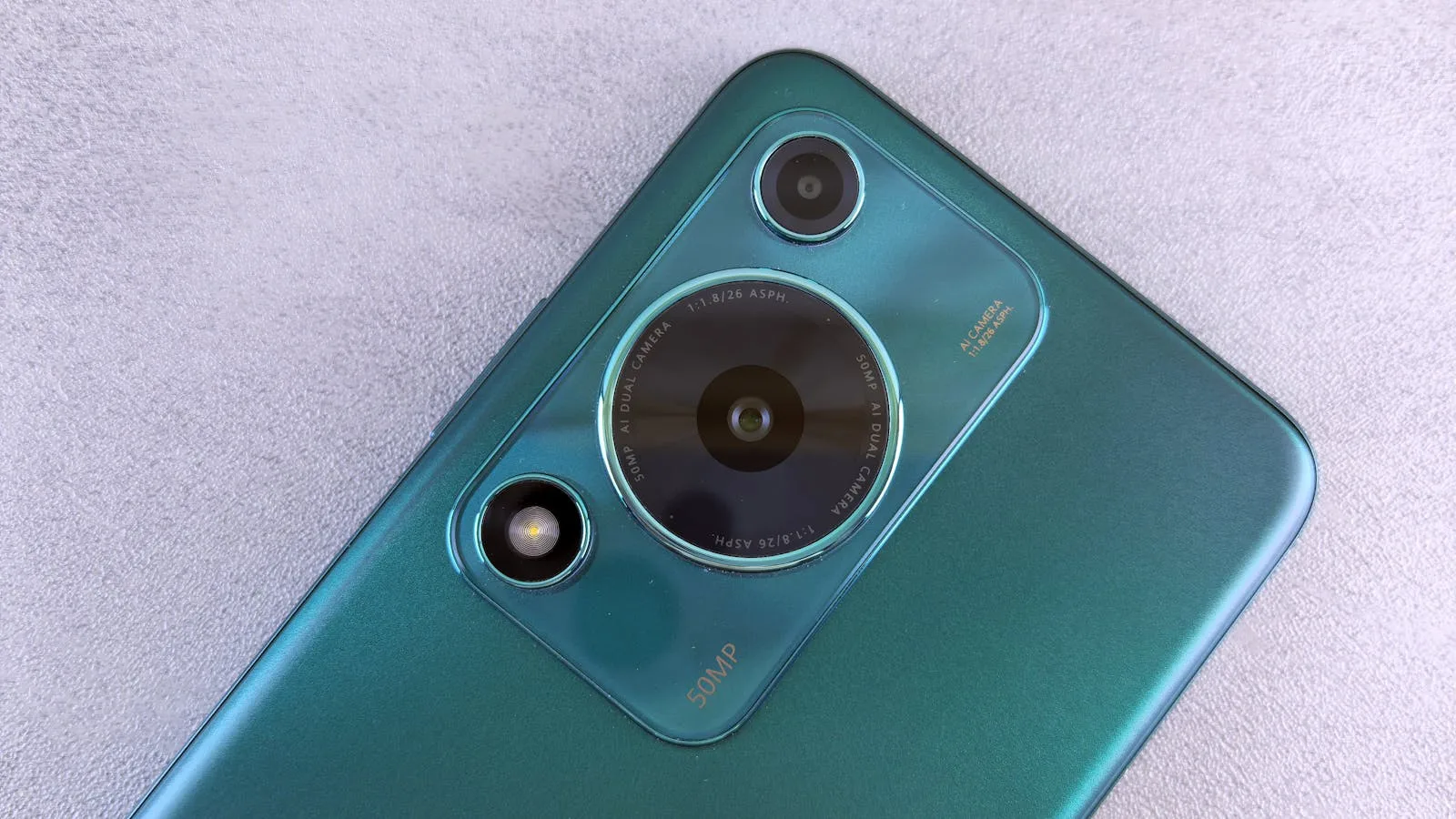 Sony Image Sensor Factory Japan Subsidy 01 featured smartphone camera lens sensor