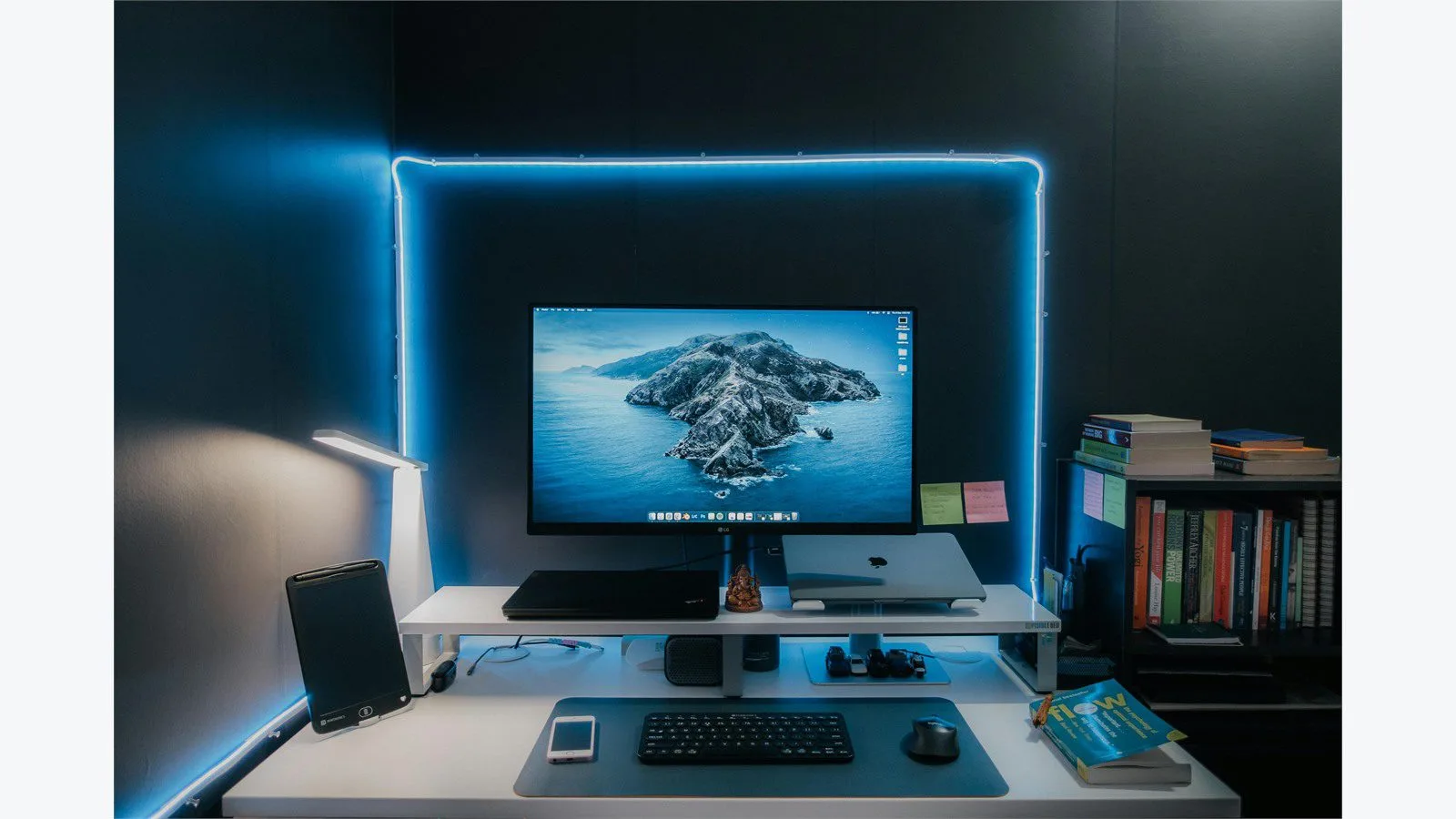 What Is Adobe FrameMaker? 7 Essential Facts for Beginners 15 Desktop publishing workspace with monitor, keyboard, laptop, and setup lighting