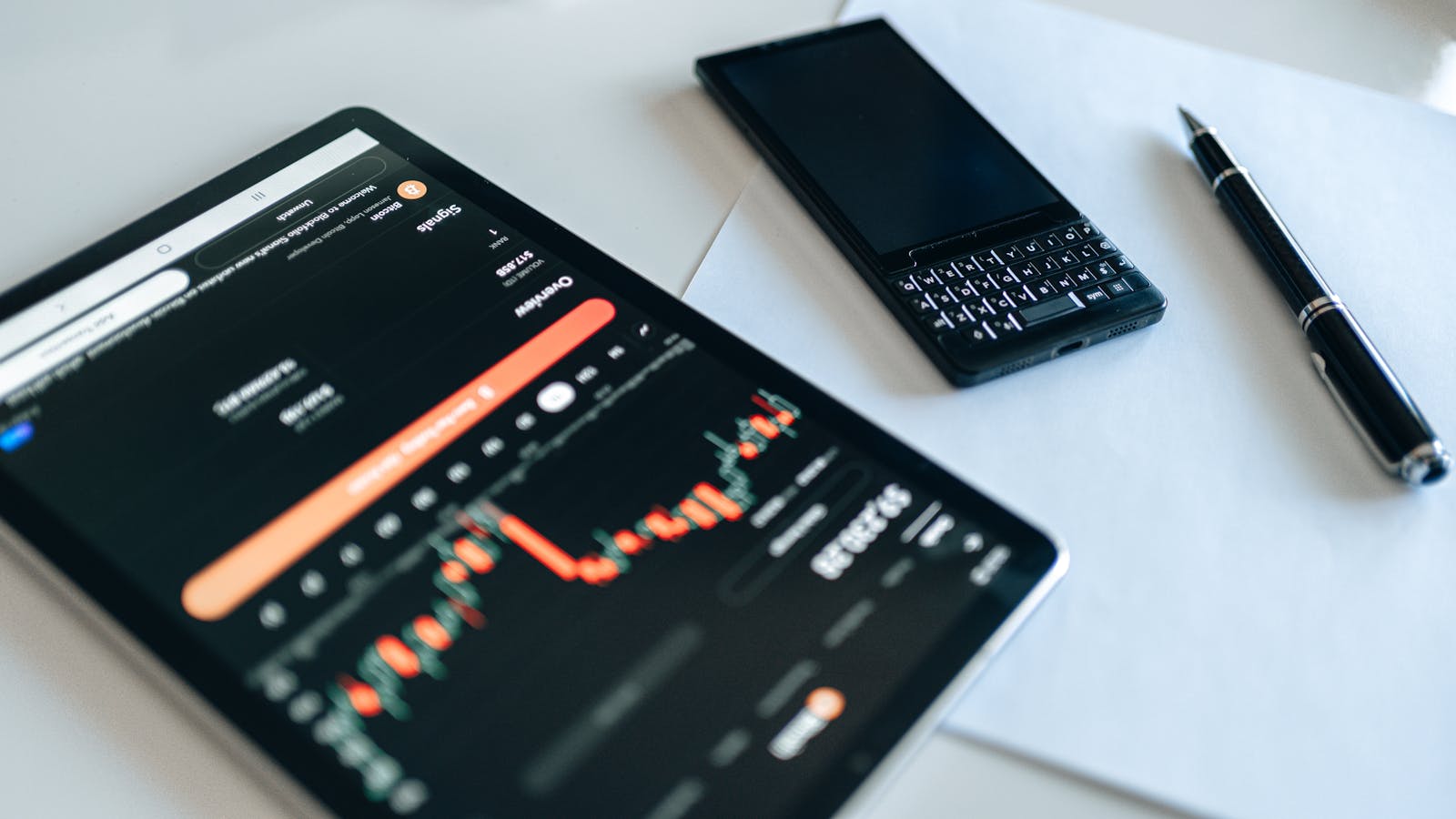 AIOps ROI for Helpdesks: 7 Powerful SMB Payback Wins 19 Financial dashboard on tablet representing AIOps implementation costs and payback timing