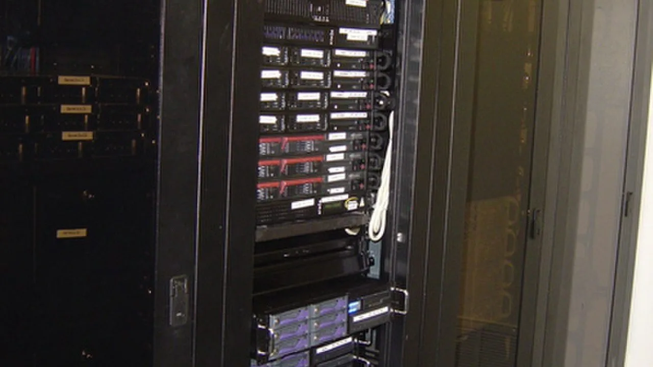 Anthropic Mythos: 7 Hard Questions After NSA Report 15 Anthropic Mythos FAQ framed around server infrastructure and model operations