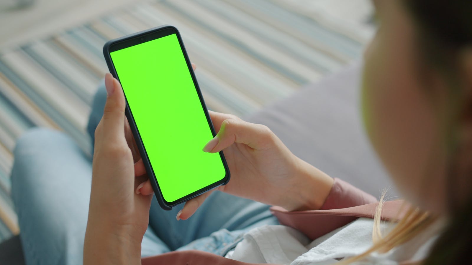 OpenAI Phone Rumor: 7 Powerful App-Replacing Lessons 22 Smartphone screen placeholder representing common questions about AI agent phones