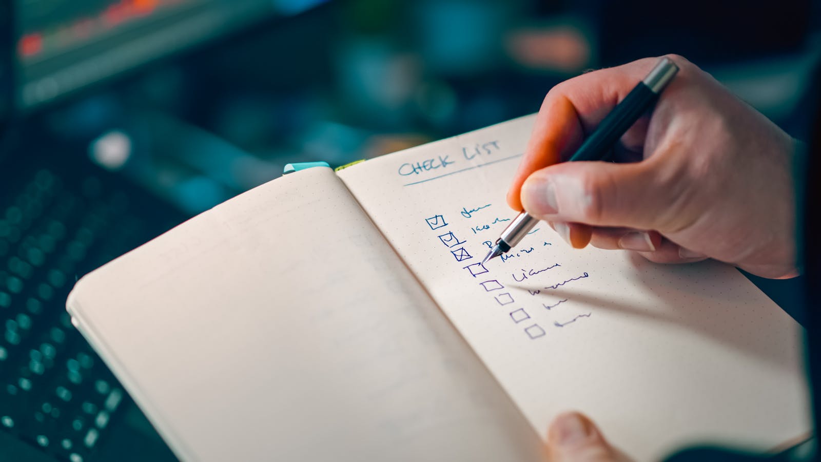 Notebook checklist representing Rust vs Zig frequently asked safety questions
