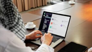 Google Workspace vs Microsoft 365: A Practical Buyer’s Guide for Teams