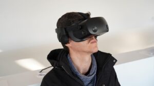 Apple Vision Pro & Meta Quest in the Office: Reality Check on Spatial Computing for Remote Technical Teams